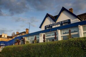 Dinner in the Isle of Wight with guest speaker Kim Phillips